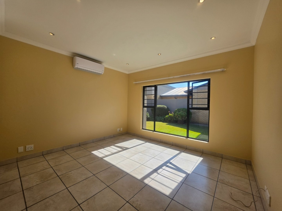 3 Bedroom Property for Sale in Vaalpark Free State